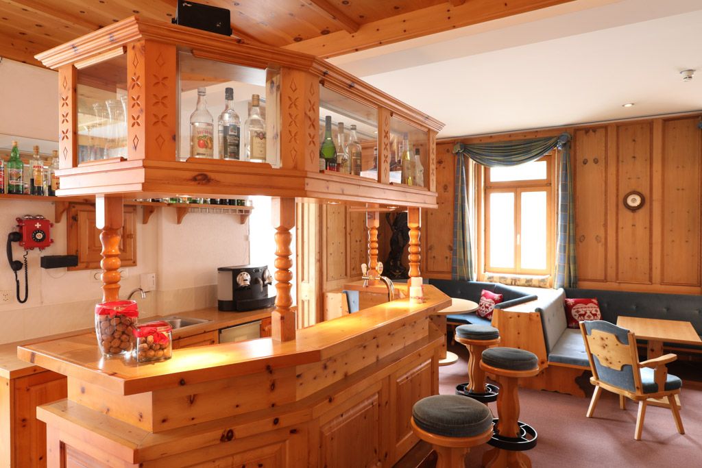 Bar mit Lounge Davos
